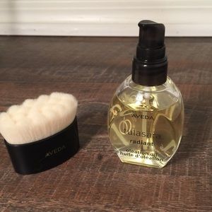 Aveda Tulasara oleation oil and dry brush